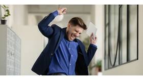 Как грамотно попросить о повышении зарплаты в Детский мир
