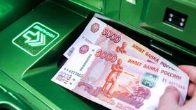 Как перевести деньги при наличии лимита в Детский мир