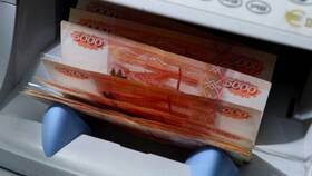 Почему банки навязывают кредиты в Детский мир